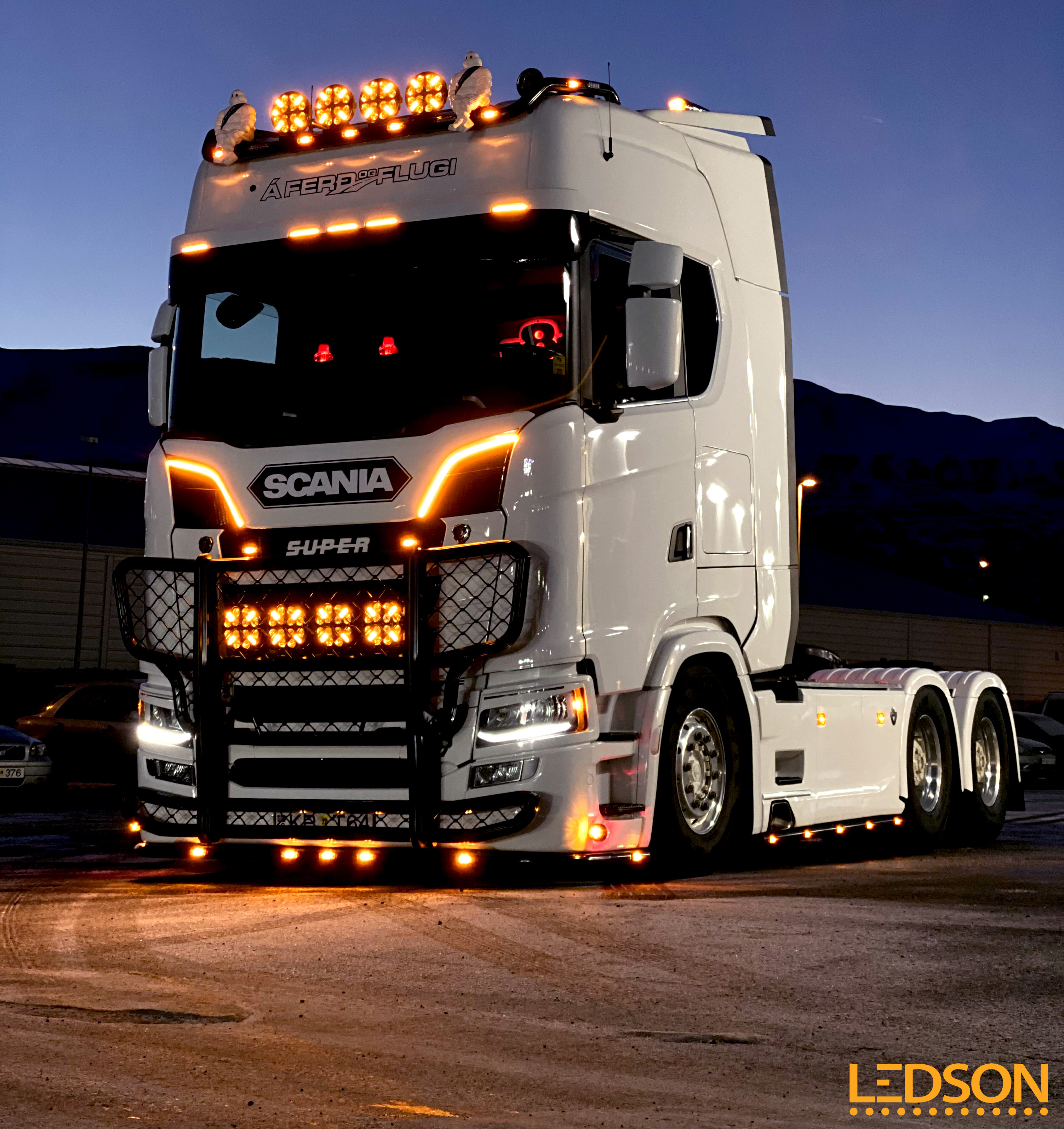 Scania S730 i symbios med LEDSON